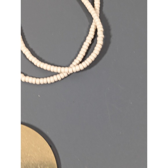 Madewell Gold Tone Round Pendant Cream Beaded Necklace Boho Chic Long 30 in - Picture 7 of 9